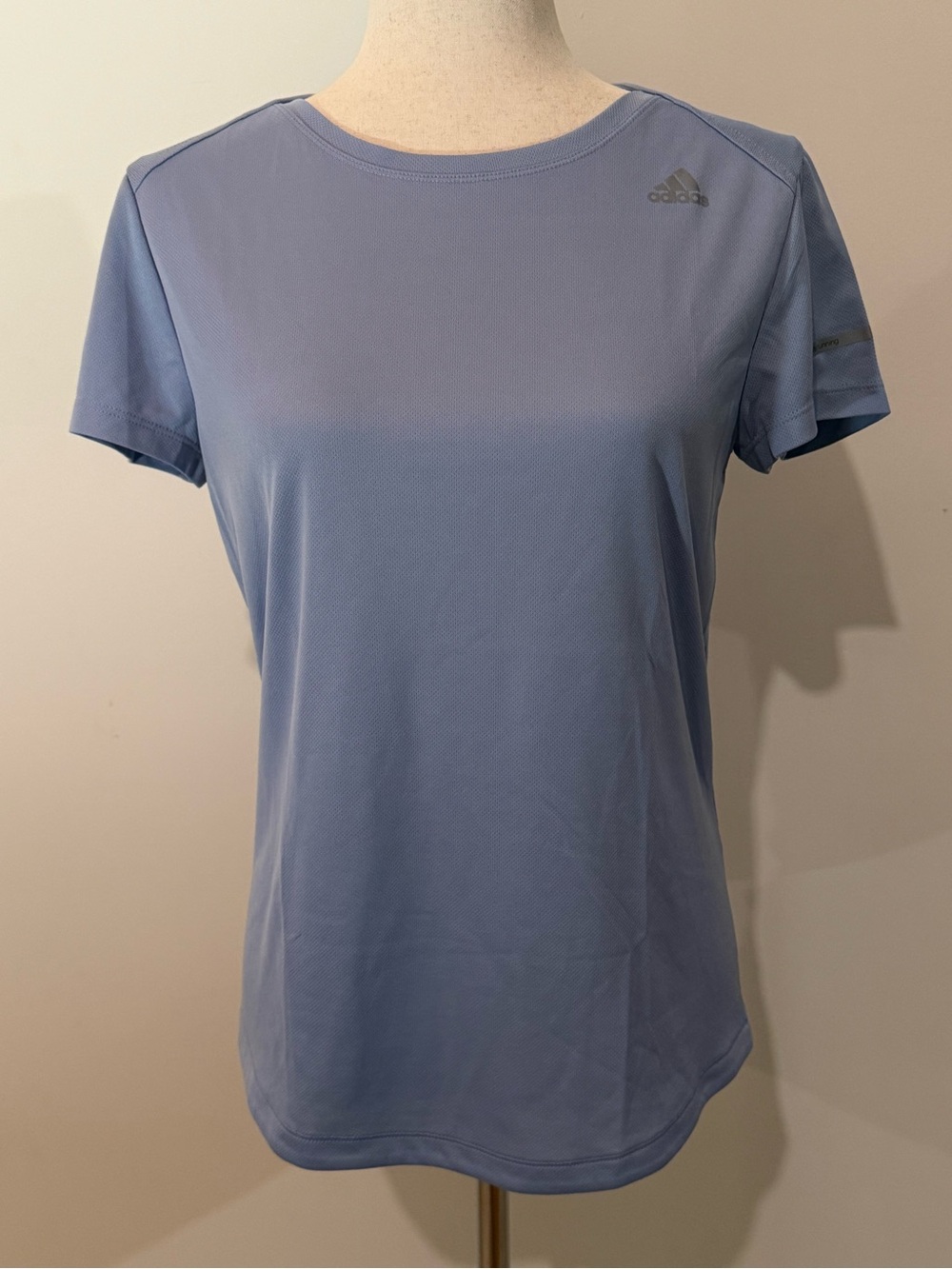 ☘️ ADIDAS Short Sleeve Sports Tee